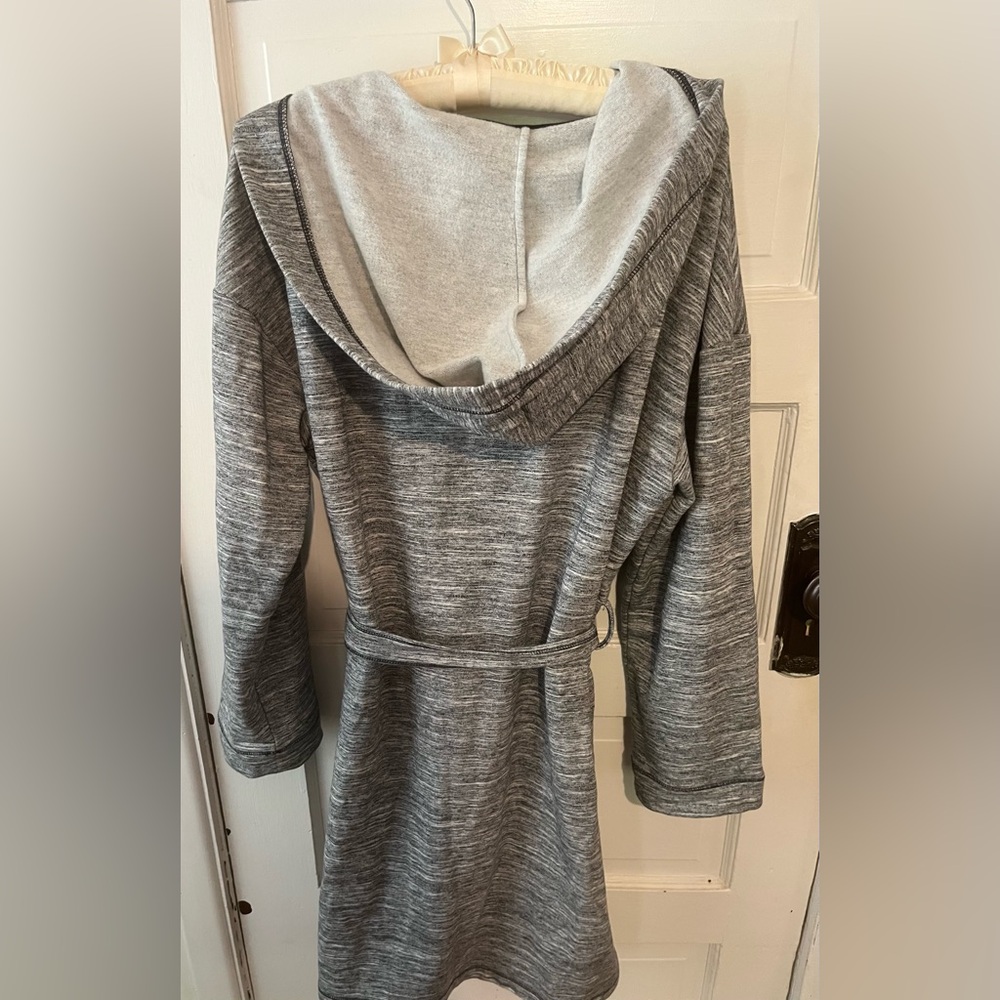 Max Studio Sleepwear Short Hooded Robe L - Picture 2 of 7